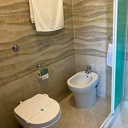 Paradiso Settecannelle فندق مبيت وإفطار 3*