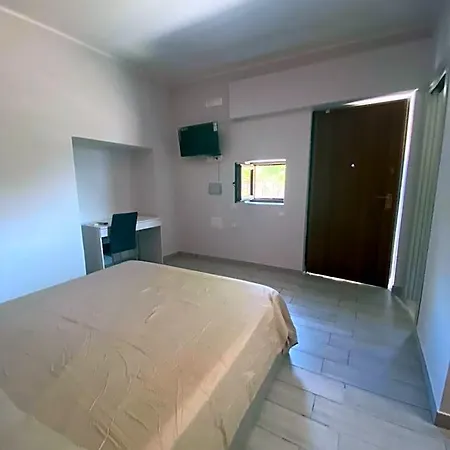 Paradiso Settecannelle فندق مبيت وإفطار