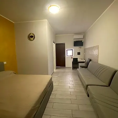 فندق مبيت وإفطار Paradiso Settecannelle 3*